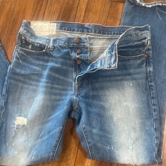 Abercrombie & Fitch Mens 34x32 Blue Distressed Straight button fly denim jeans - Picture 1 of 12